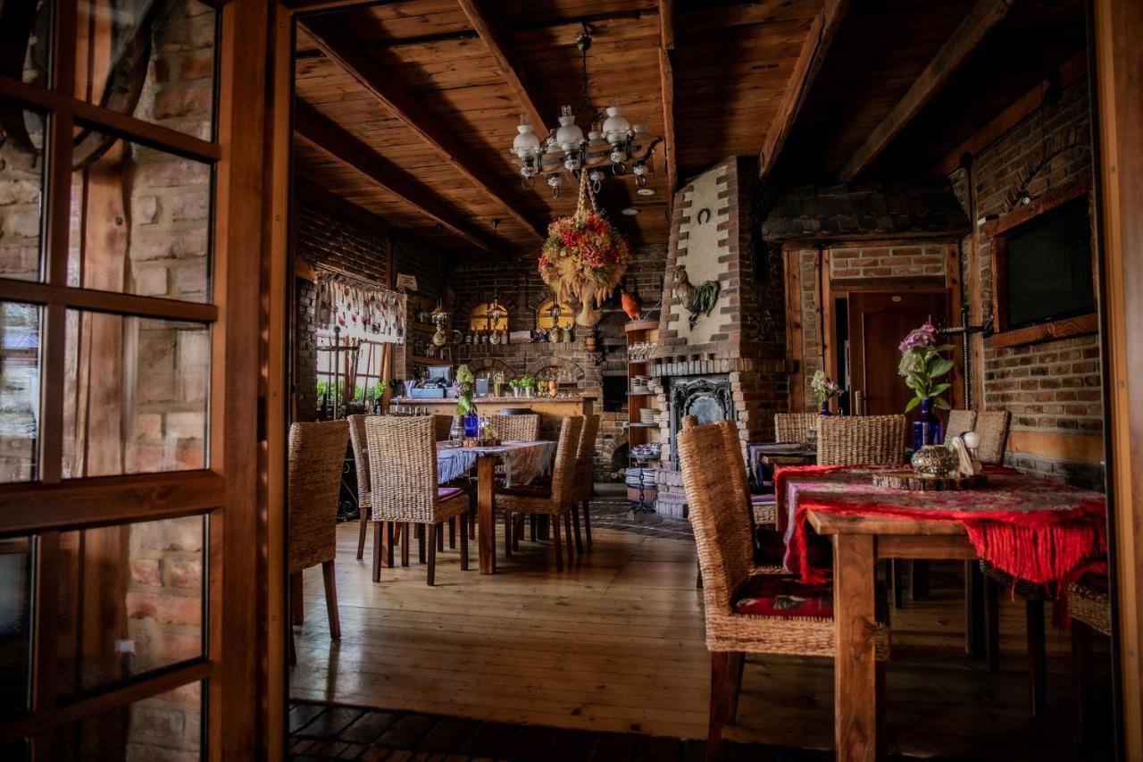 Olawian Hotel Olawa Bagian luar foto