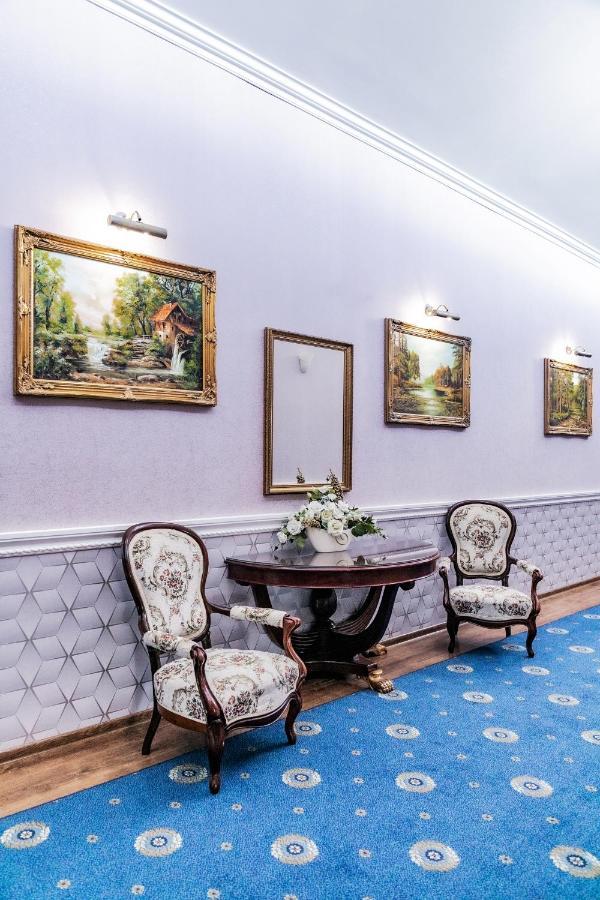 Olawian Hotel Olawa Bagian luar foto