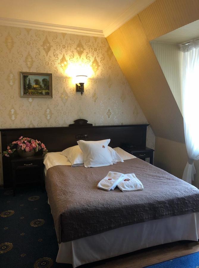 Olawian Hotel Olawa Bagian luar foto